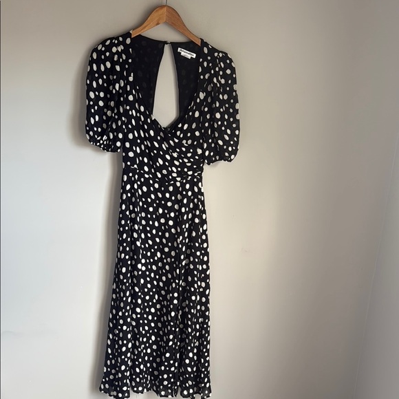 Reformation WILDFLOWER POLKA-DOT GEORGETTE MIDI DRESS IN BLACK 2 - Picture 2 of 16